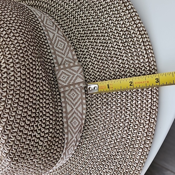 NWT Fall Creek Tan Woven Hat - Picture 8 of 8